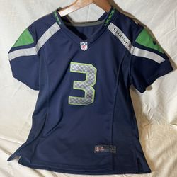 Seattle Seahawks Russel Wilson Jersey Size Large!!!