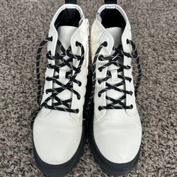 Girls Boots ( Size 3y)