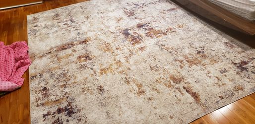 New Top of the line quality Rug 8x10