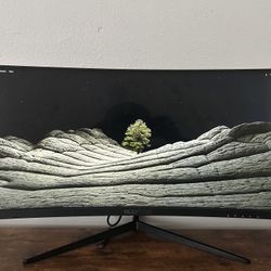 Curved Gaming Monitor 30”