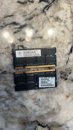 Laptop flash memory 2GB x2