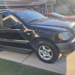1999 Mercedes 320 ML