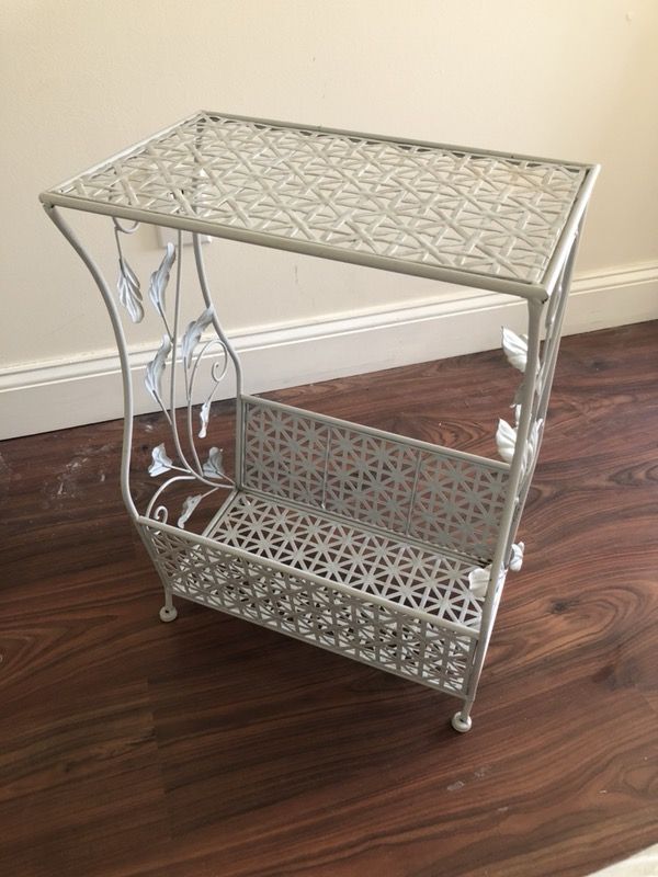 Urban Outfitters Metal Vinyl Record Player Stand Furniture In Urban Outfitters Metal Vinyl Record Player Stand Furniture In Providence Ri Offerup