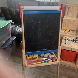 Hape easel