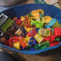 Tub Of PlayDoh Cutters & Accessories