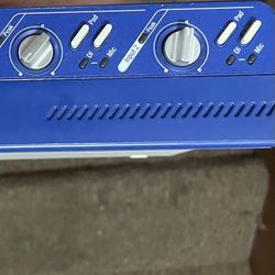 Compact audio mixer with multiple controls. Digidesign M Box 2