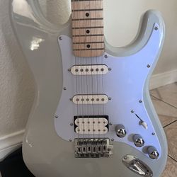 Electric Guitar With  Amp