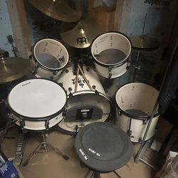 5 Piece Drum Set