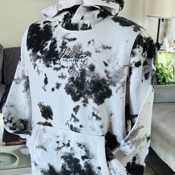 New Hollister Hoodie Size Large $$$45