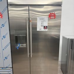 CAFÉ™ 42" Smart Built-In Side-by-Side Refrigerator with Dispenser  CSB42YP2NS1
