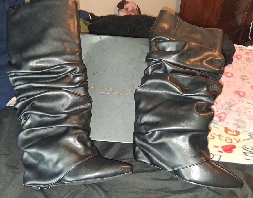Azalea Wang Black Boots Size 10