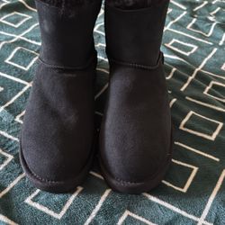 Women’s Uggs