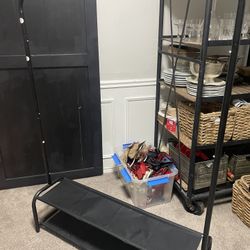 Clothes Hanger/organizer