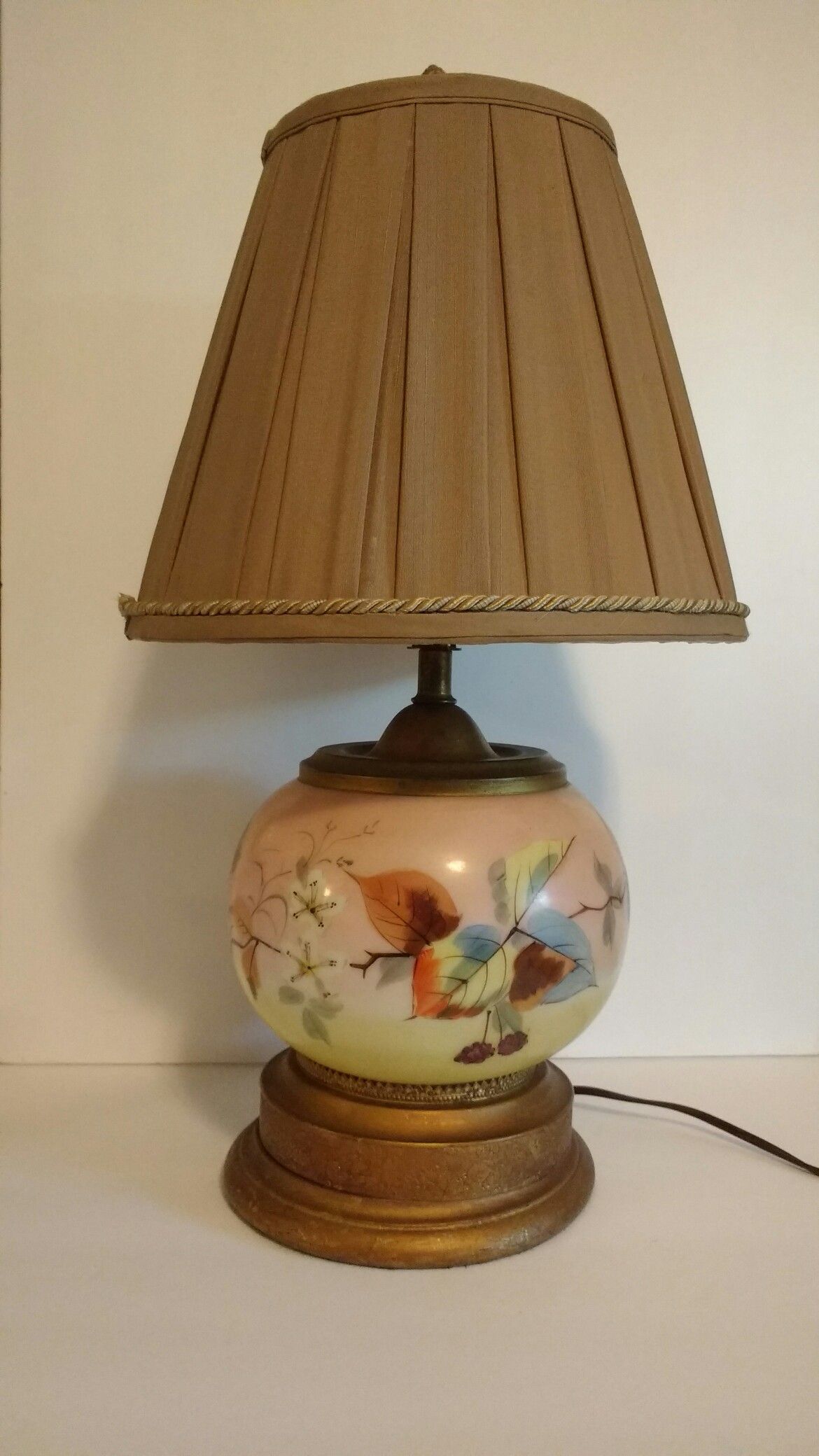 Vintage/Antique Handpainted Glass/Metal Table Lamp (Height: 21”)