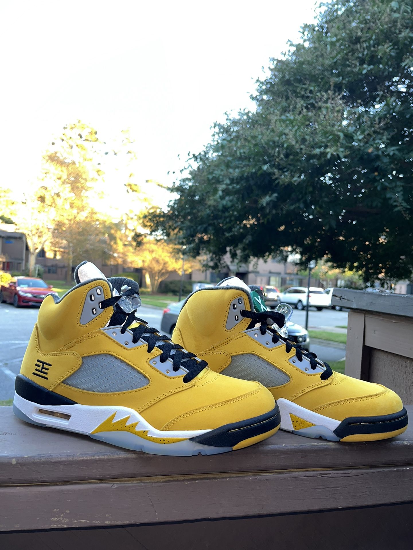 Air Jordan 5 T23 Tokyo Retro Sz 9