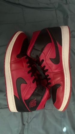 Red Jordan 1