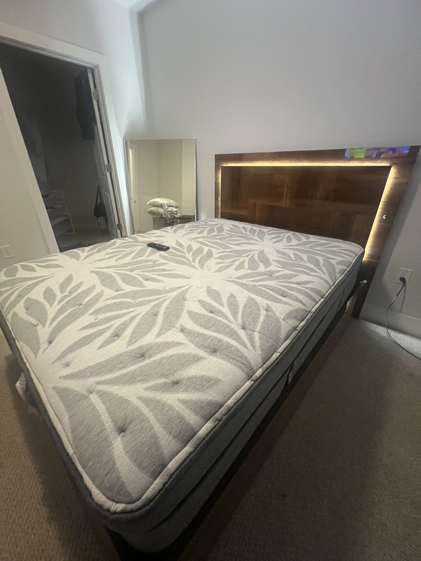 Bed Frame Queen Size Set