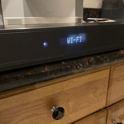 LG Soundbar 550 watts (or trade for cool receiver) 
