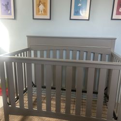 Grey Crib - Lightly Used