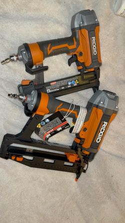 Clean Drive Pneumatic Combo - 15G Angled Finish Nailer & 18G Brad Nailer Lot