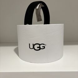 Brand New Ugg Women’s Earmuffs 