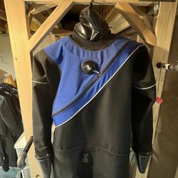 DUI CLX drysuit -L
