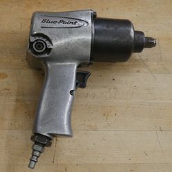 Blue-Point 1/2"  AT 123 Square Drive Twin Hammer Pistol Grip Air Impact Wrench. USED. TESTED. IN A GOOD WORKING ORDER. 