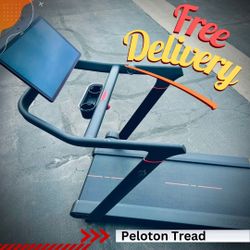 Peloton Tread – Premium Treadmill with HD Screen, Live Running Classes & Home Cardio