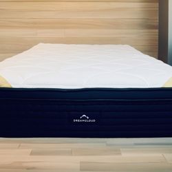 King DreamCloud Premier Rest Mattress 