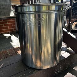 Bayou Classic Pot