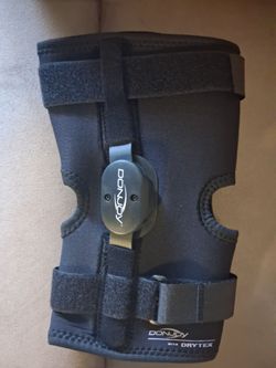 New knee brace
