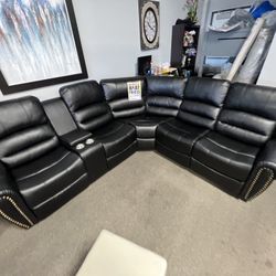 Perfect Black Reclining Sectional $1599🤩🖤