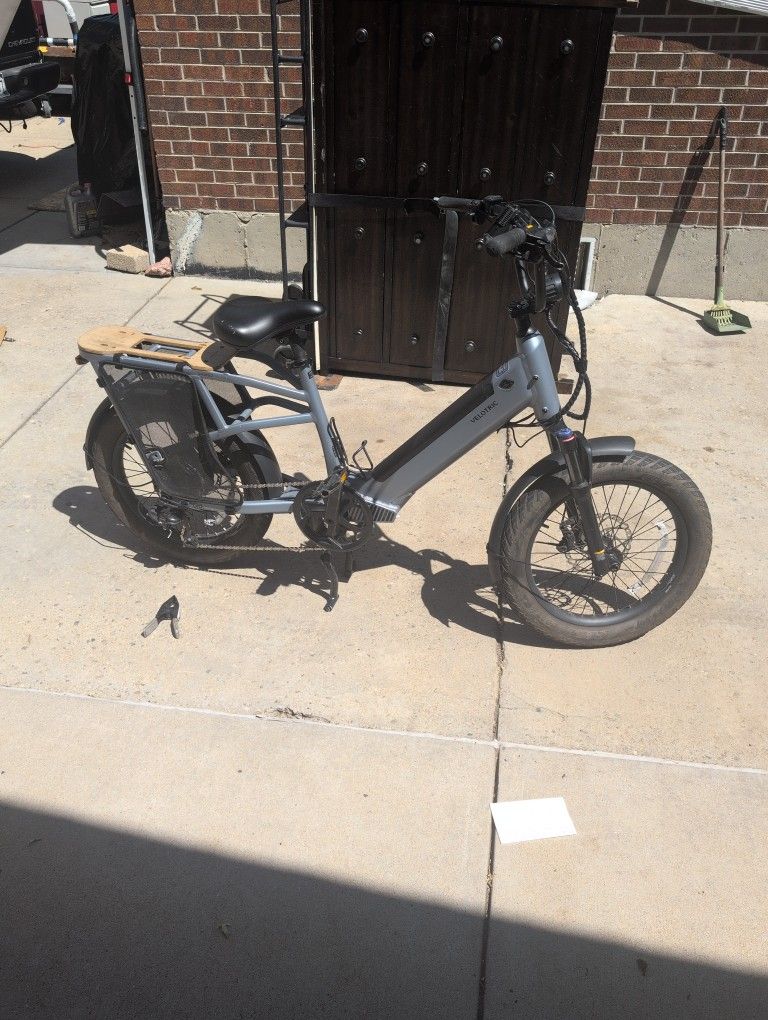 Velotric Go Ebike With Charger
