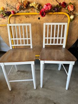 Stools/High Chairs