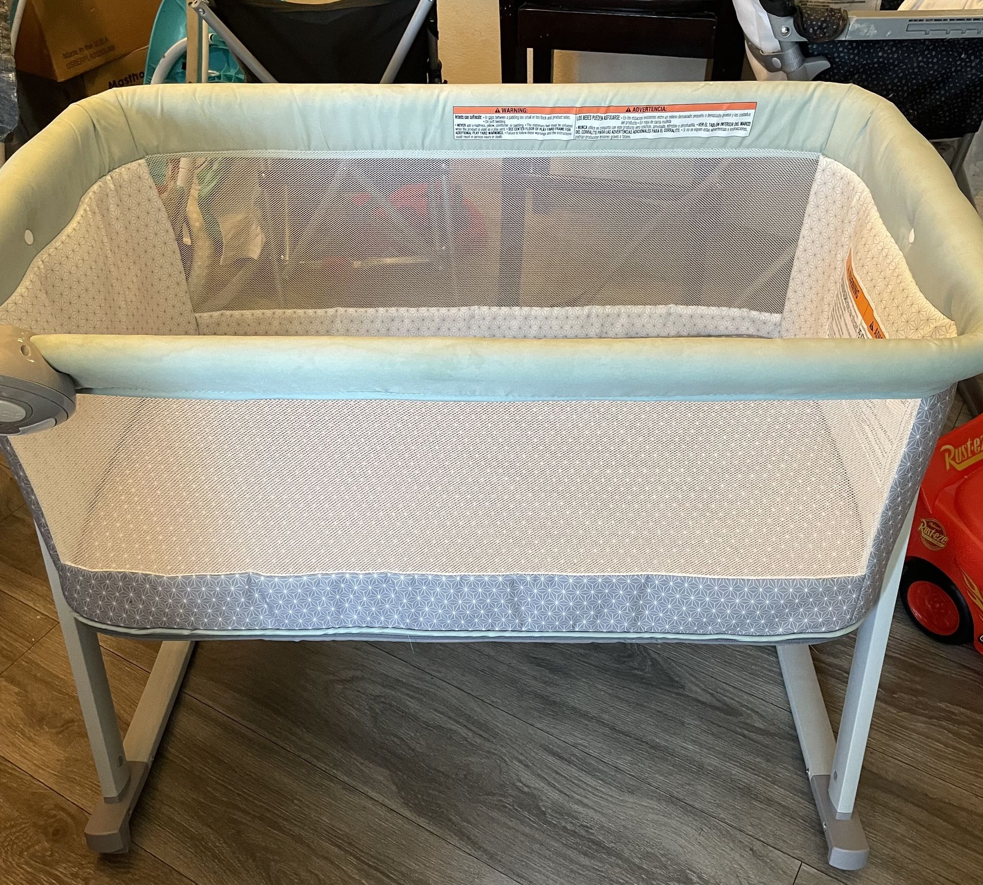 gently used baby bassinet
