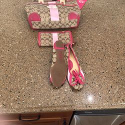 Coach Purse Wallet And Shoes Size 9