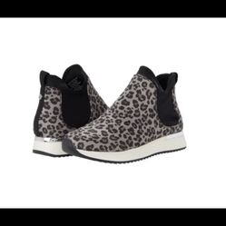 Kenneth Cole Reaction Cameron Chelsea Jogger Sneaker, Leopard Women Size 7.5 NEW