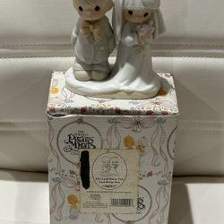 Precious Moments "The Lord Bless You And Keep You" Wedding Collectible #E-3114