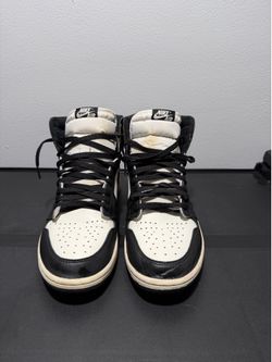 Air Jordan 1 High OG “Dark Mocha” – Size 12