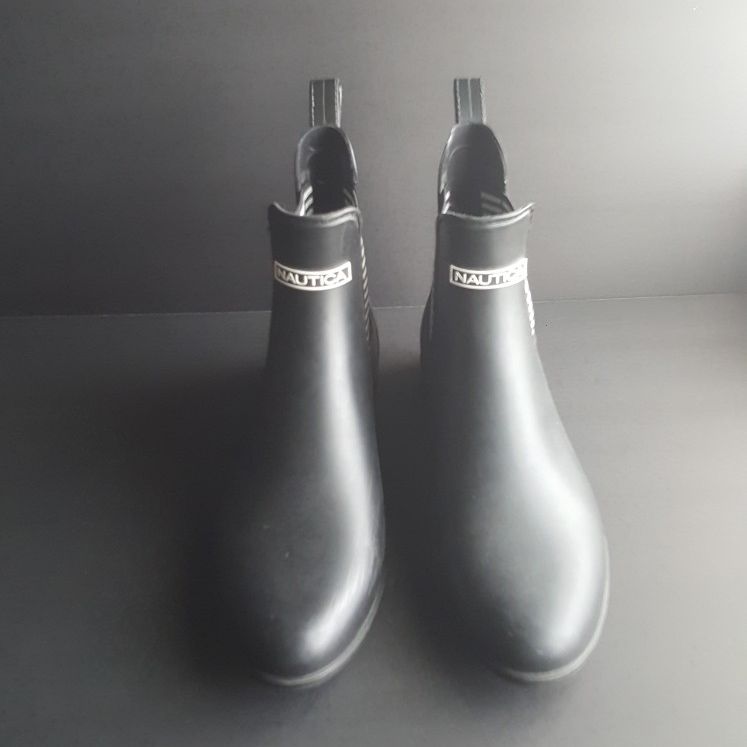 NAUTICA RAIN BOOTS SIZE 10