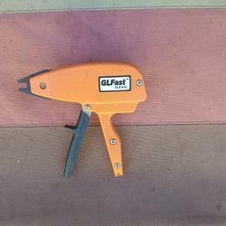 Pistol Grip Hog Ring Gun