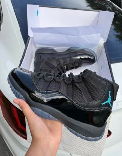 Jordan 11s Gamma Blue