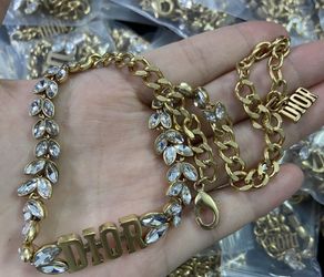 Marquise diamond necklace, gold chain with rhinestones 