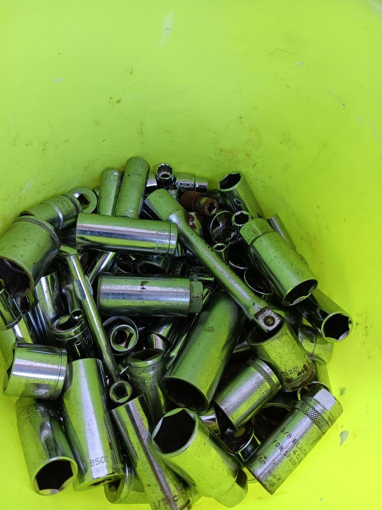 Sockets And Adapters 