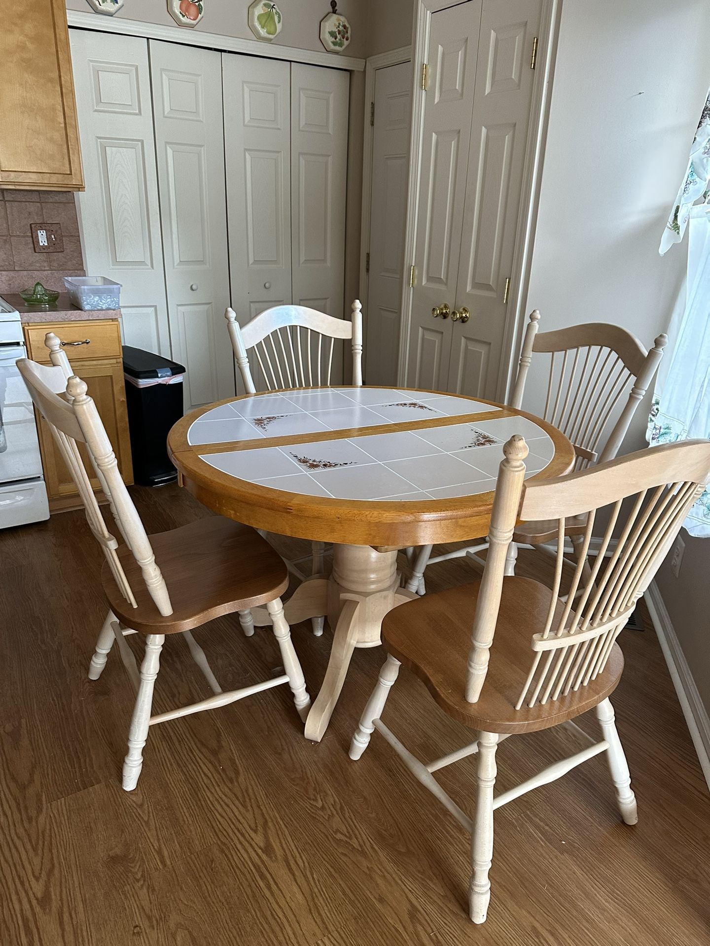 Kitchen Table Set