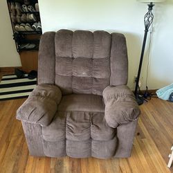 Rocking Chair/ Recliner 