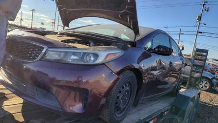 2018 Kia Forte for parts
