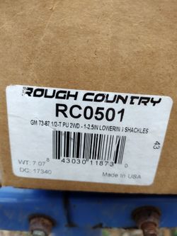 Rough Country Lowering Shackles GM 73-87