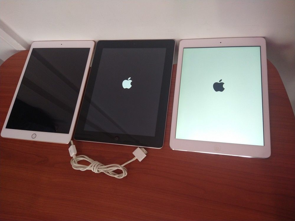 3 iPads For Sale (For Repair)