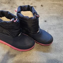 Snow Boots Size 2